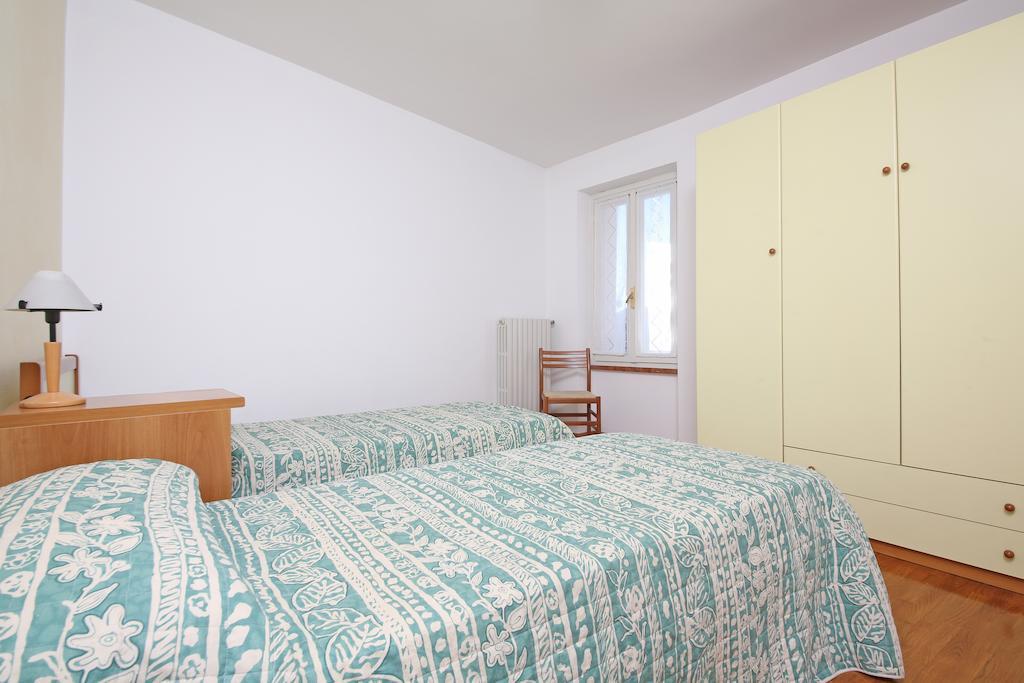 Apartment Casa Caterina Gargnano Zimmer foto