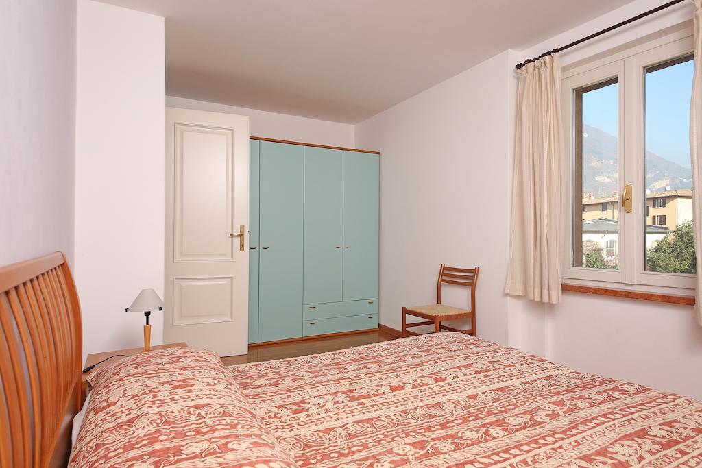 Apartment Casa Caterina Gargnano Zimmer foto